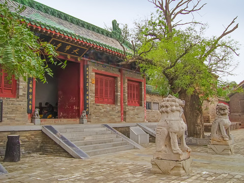 大伾山风景区天宁寺