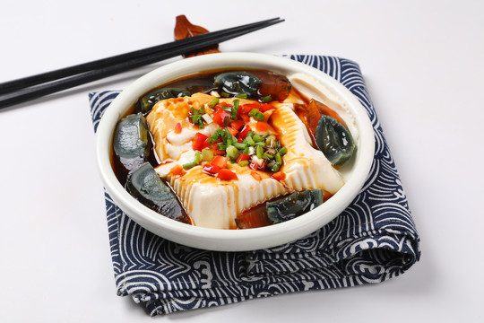 皮蛋豆腐