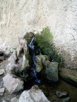 水石泉