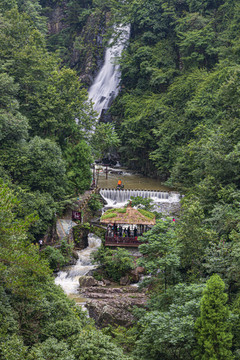 磐安瀑布水景