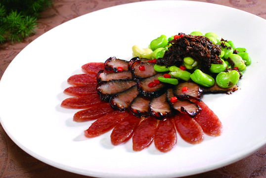 梅菜酱肉蒸豆瓣