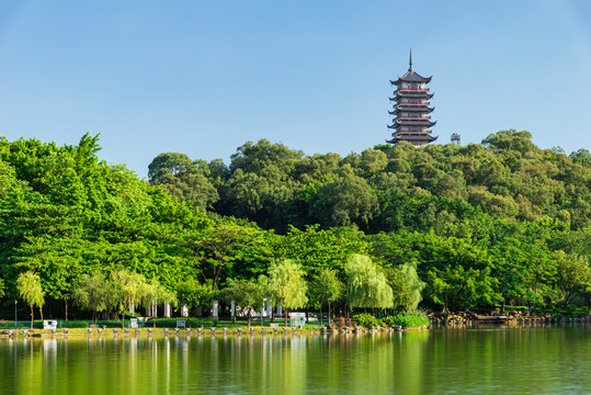 佛山礌岗公园与魁星阁风景