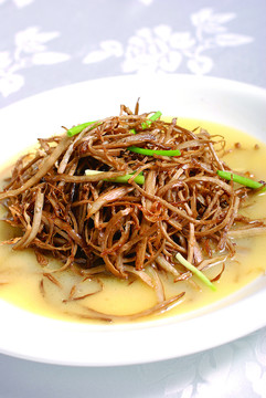 浓汤茶树菇