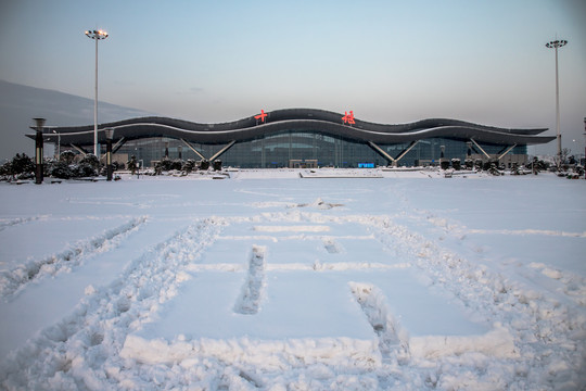 冬季十堰武当山机场航站楼