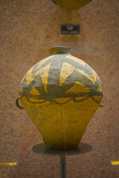 蛙纹双耳彩陶壶古代陶器古陶器