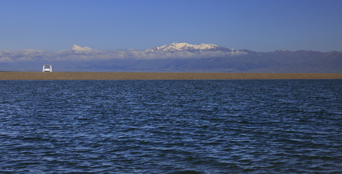 赛里木湖