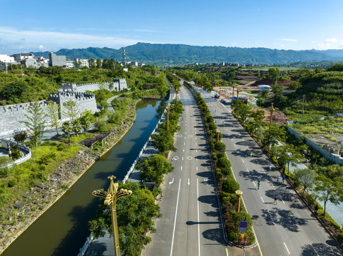 旧州古城景观公路