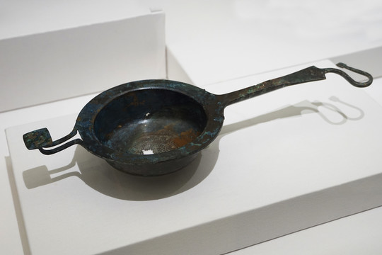公元前3世纪青铜滤锅