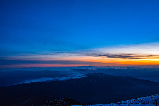 四川牛背山夕阳