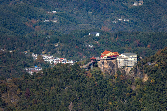 九华山东崖禅寺