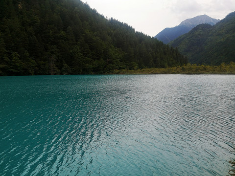 高山湖泊