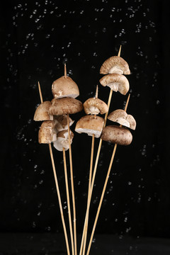 蘑菇串串火锅
