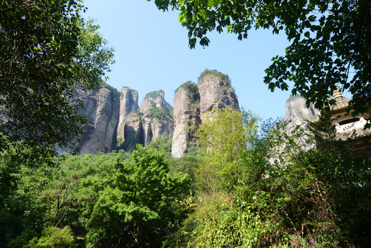 雁荡山灵峰景区象鼻岩