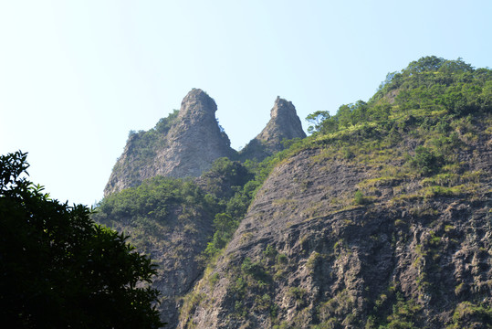 雁荡山灵峰景区斗鸡峰