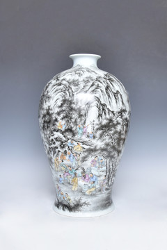 景德镇古人陶瓷瓶