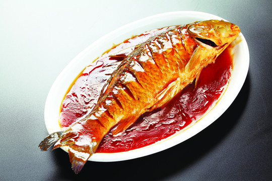 红烧压锅鱼