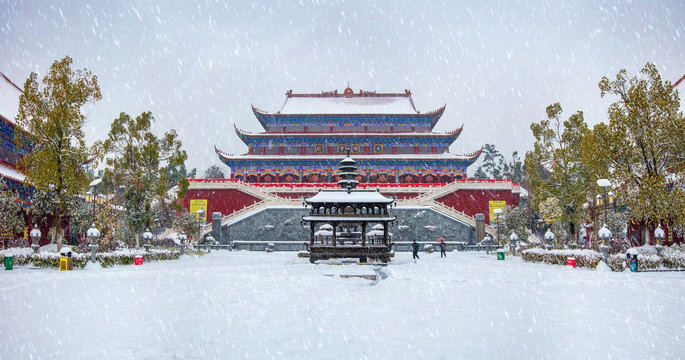 合肥开福寺大雄宝殿雪景