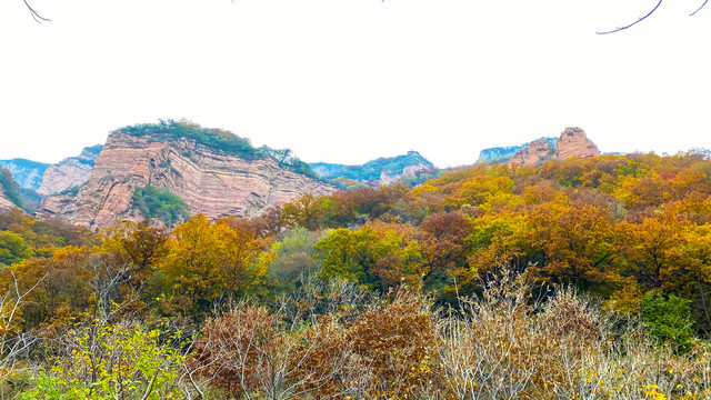嶂石岩秋景