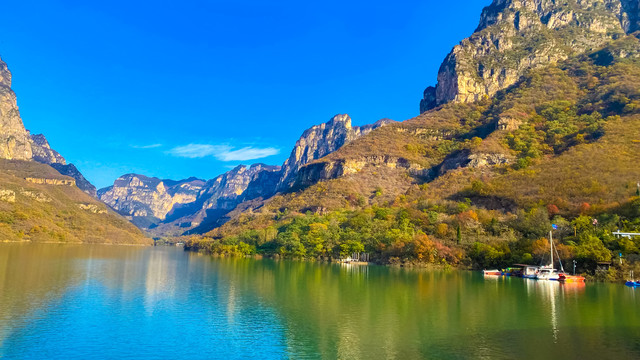 山水风景倒影