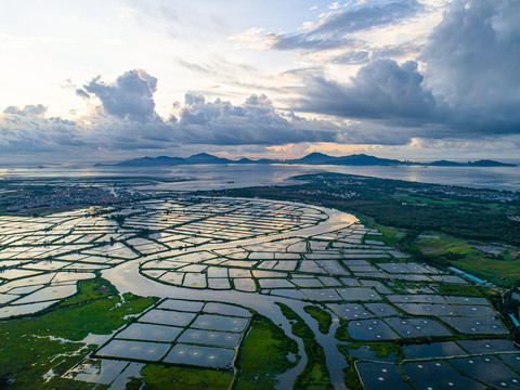 海边养殖区