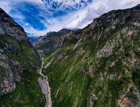 高山峡谷