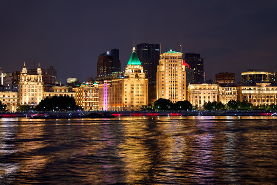 建筑外滩夜景