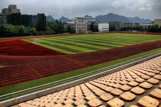 贵州大学