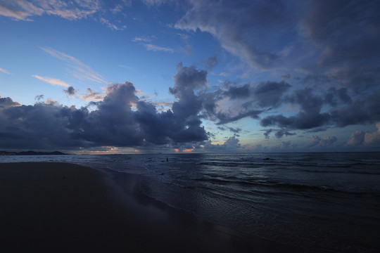 海上日出