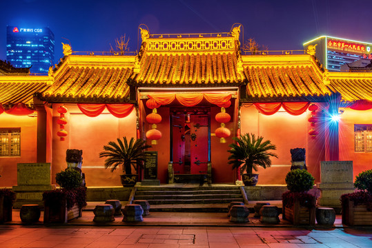 中国安徽合肥庐州府城隍庙夜景