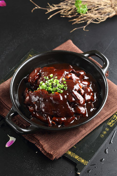 坛子肉