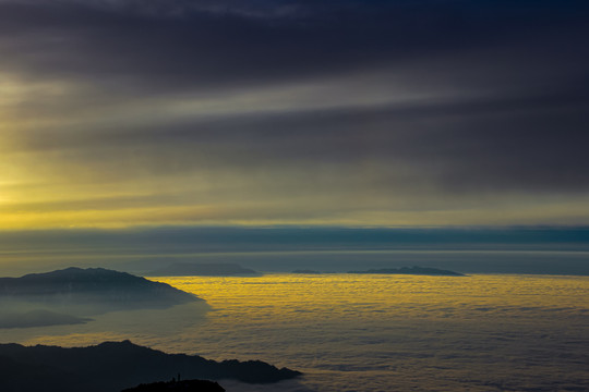 高山云海