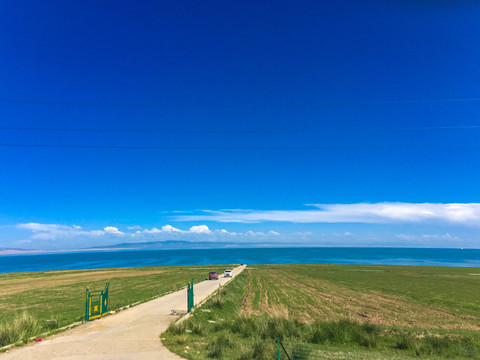 碧蓝青海湖