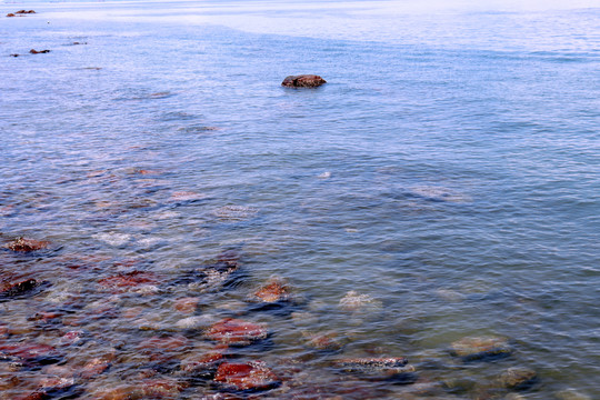 惠州巽寮湾海边石头风景图