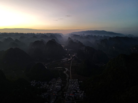 广西山区晨曦