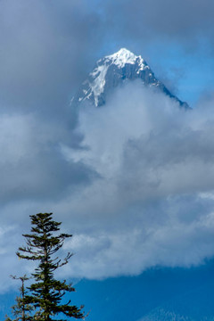 嘎托雪山