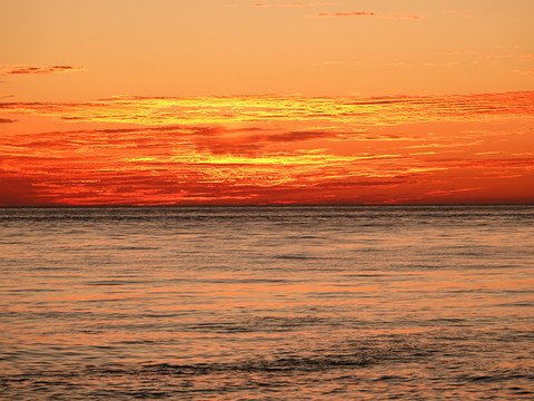 夕阳大海