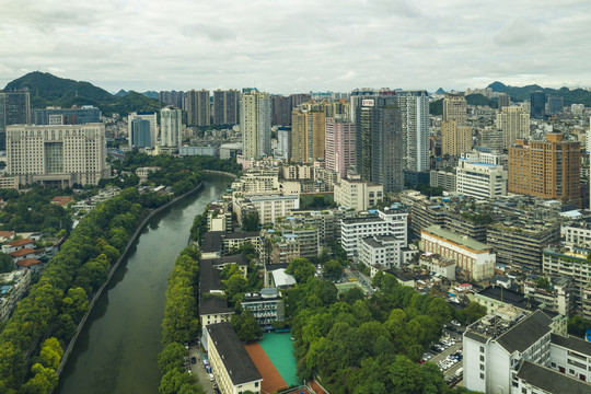 更多“贵阳城市风光”