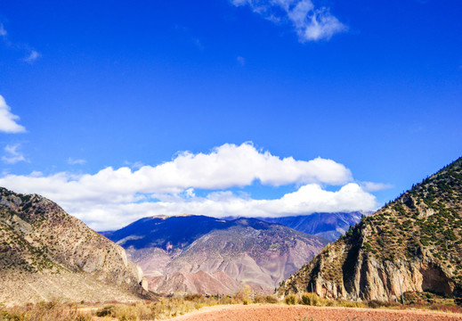 拉乌山秋景