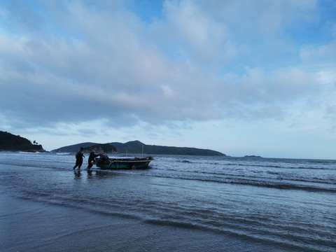 赶海