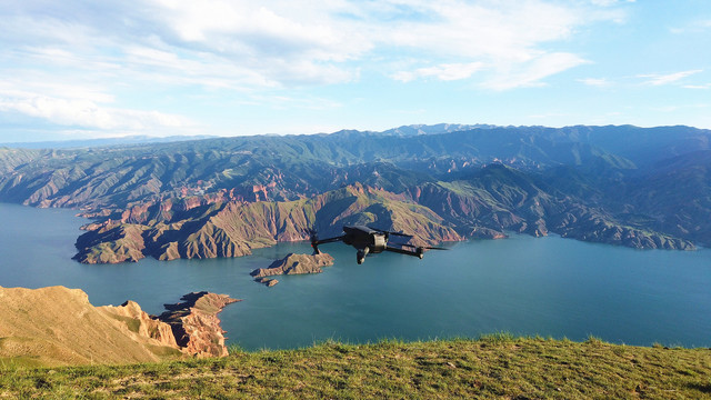 青海李家峡水库黄河