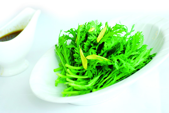 凉拌茼蒿香