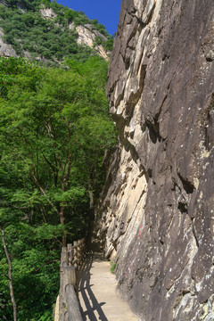 太白山三国古栈道