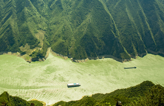 三峡之巅