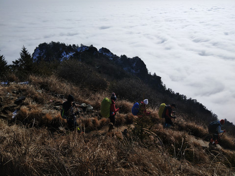 九峰山