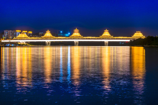 柳州凤凰岭大桥夜景