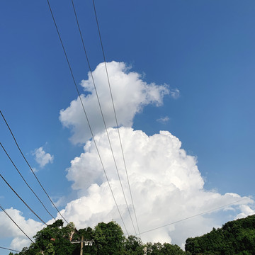 蓝天白云户外夏日