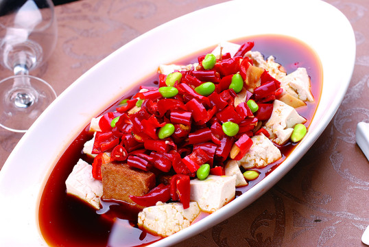剁椒蒸臭豆腐