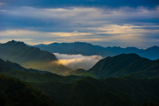 金山岭长城的早晨