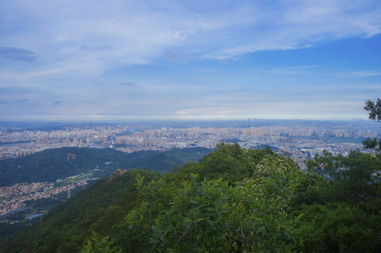 泉州航拍城与山