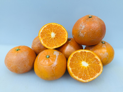 花皮的橘子